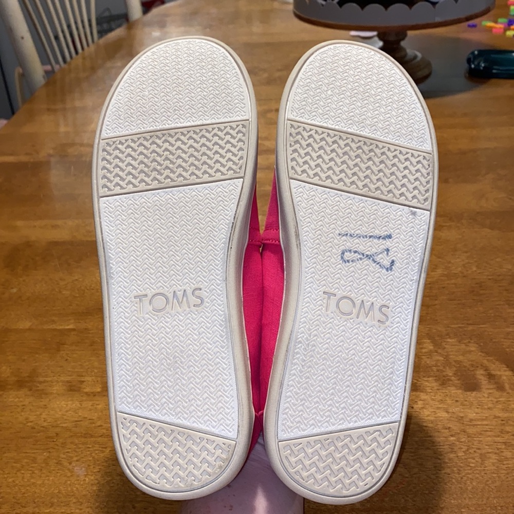 Pink Toms - Picture 4 of 4